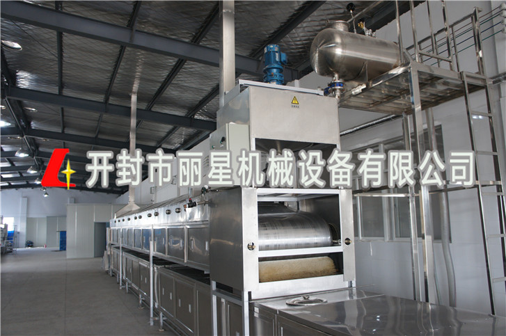 購(gòu)置紅薯粉條機(jī)加工設(shè)備辦粉條廠容易實(shí)現(xiàn)嗎？